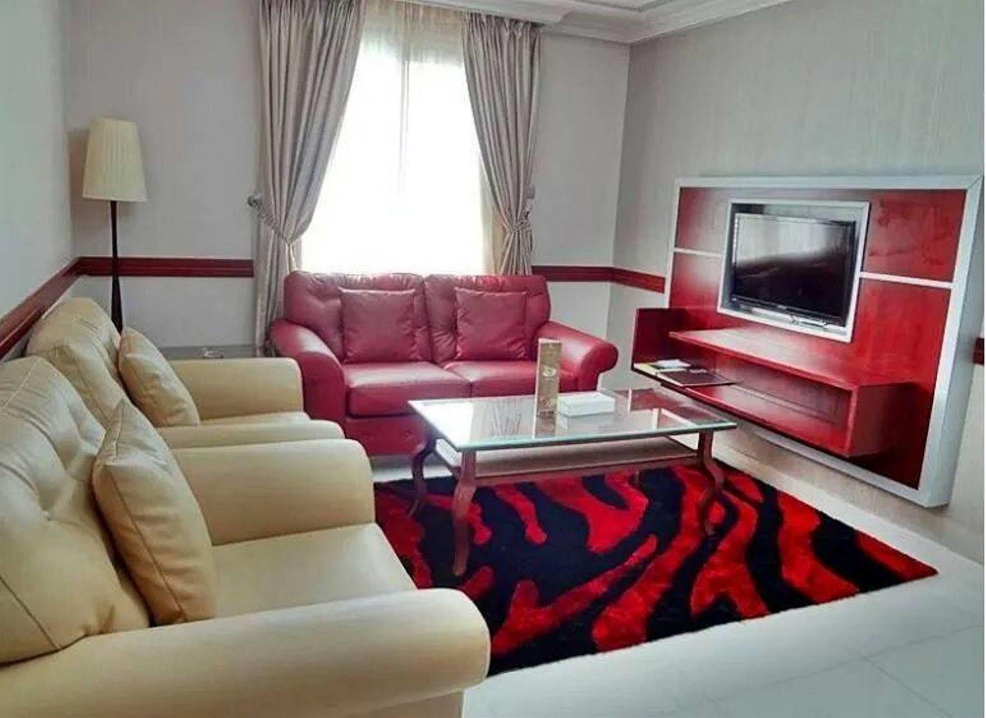 Hala Inn Hotel Apartments - Baithans Ajman Luaran gambar